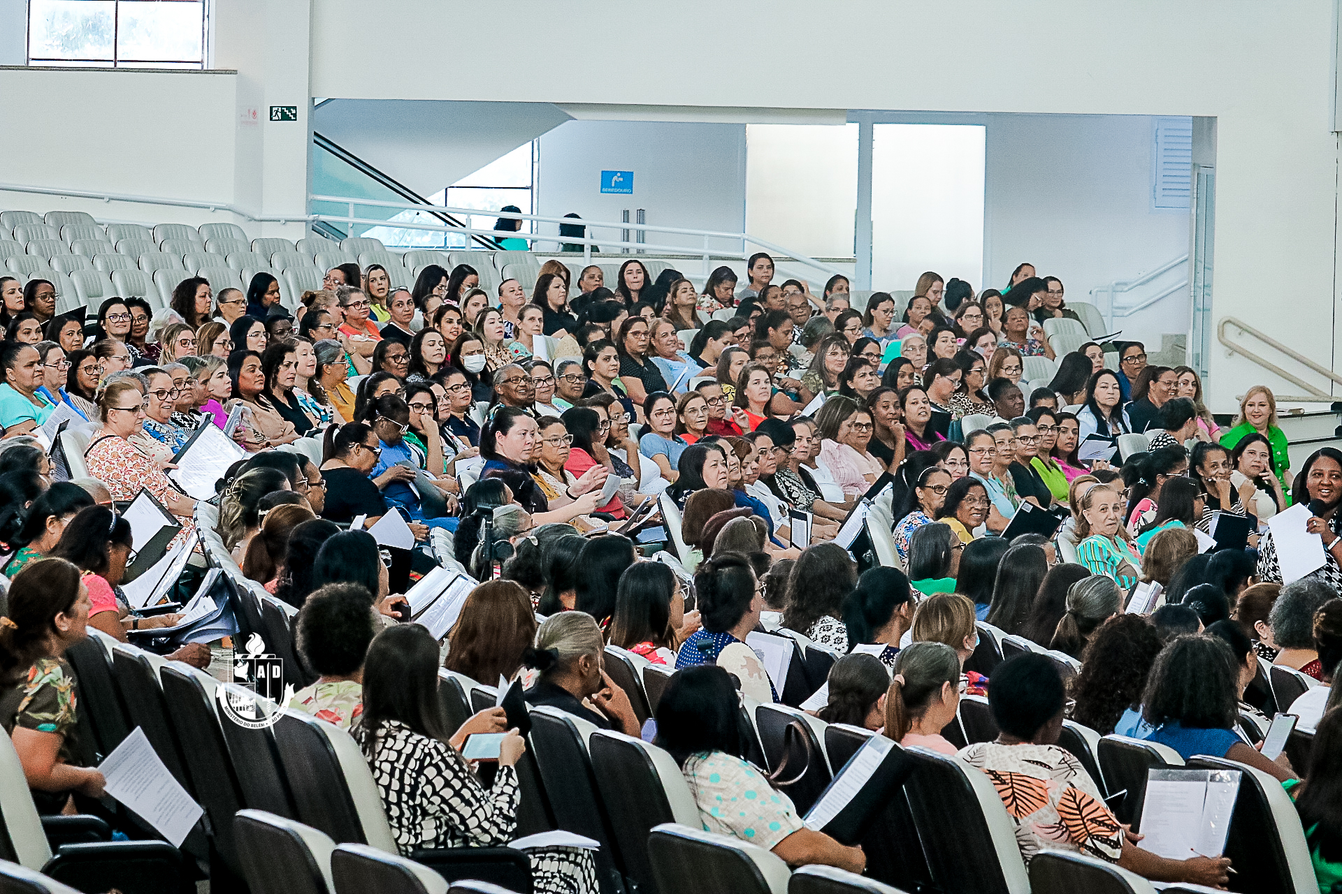 Coral das Esposas de Obreiros e Dirigentes de Círculo de Oração no ensaio de 08/04/2023