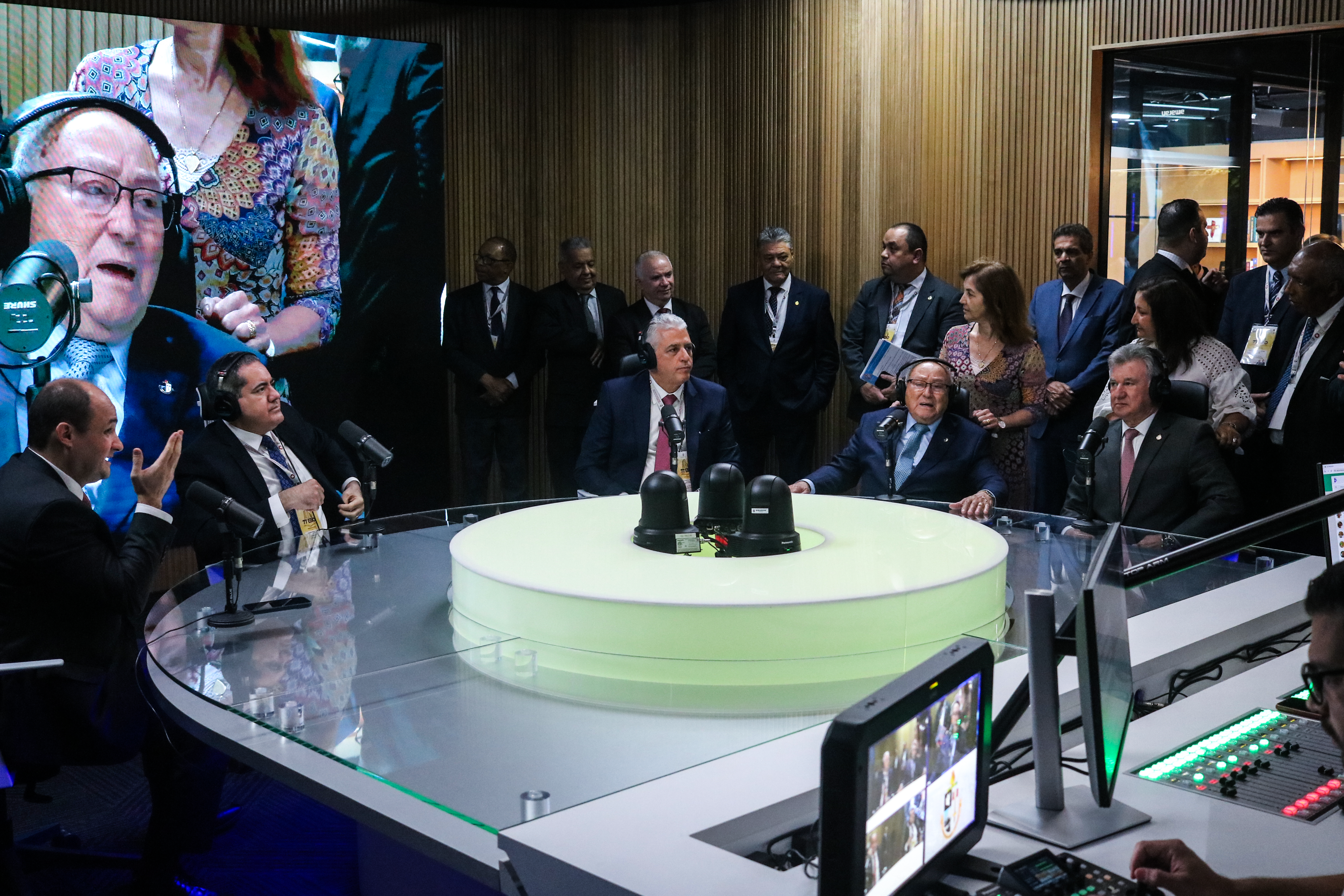 Pr. José Wellington Bezerra da Costa inaugura espaço de Comunicação