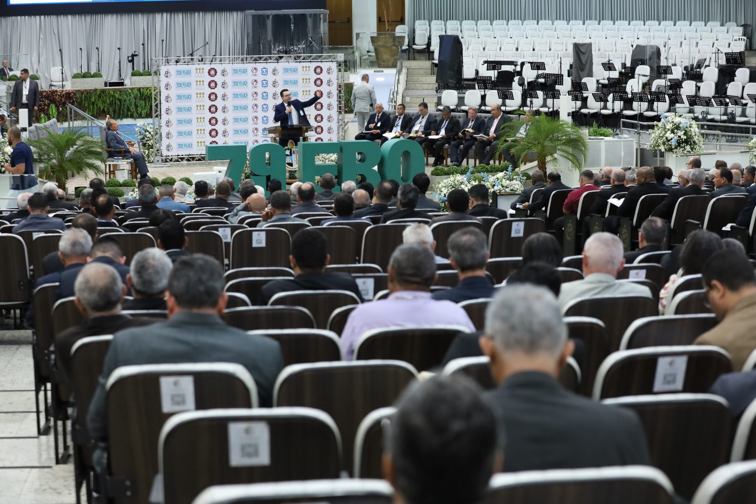 EBO inicia plenárias durante o dia na AD Belém
